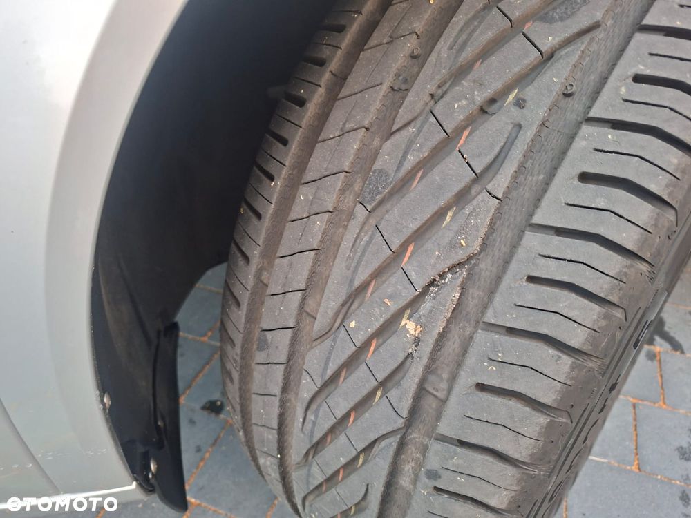 Volvo XC 90 - 25