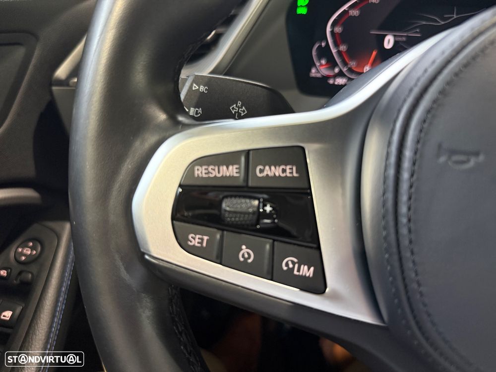 BMW 116 d Pack Desportivo M Auto - 26