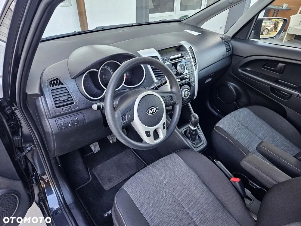 Kia Venga 1.4 CVVT Spirit - 9