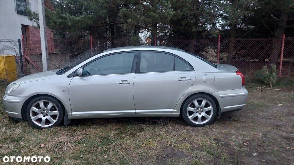 Toyota Avensis 2.0 VVT-i Sol - 4