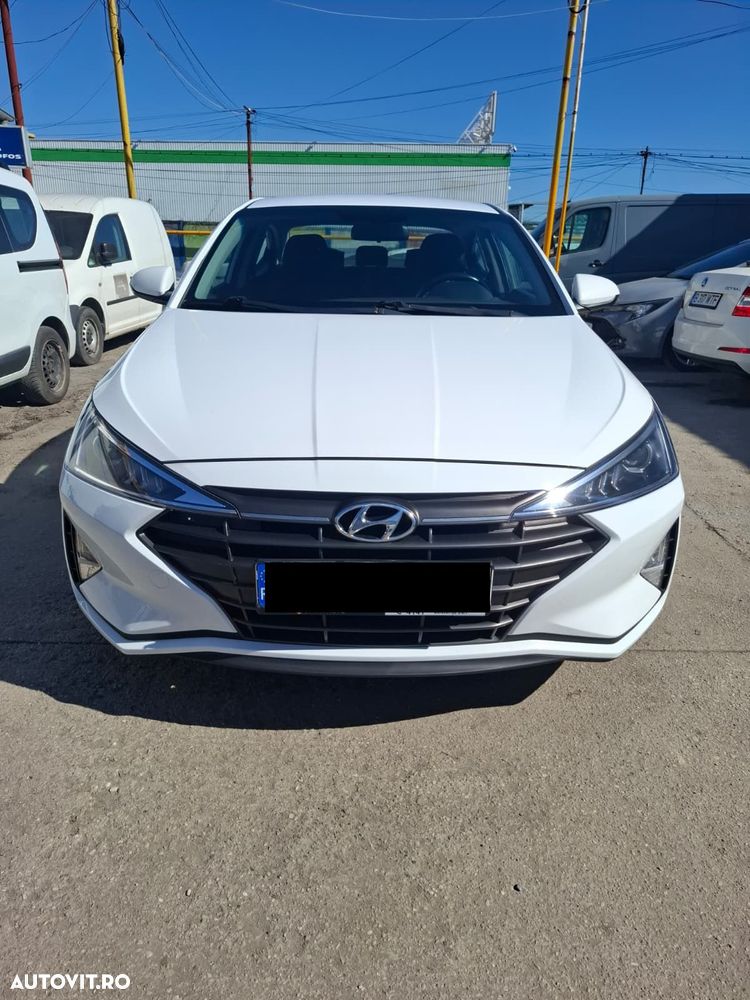 Hyundai Elantra 1.6 MPi Exclusive - 2