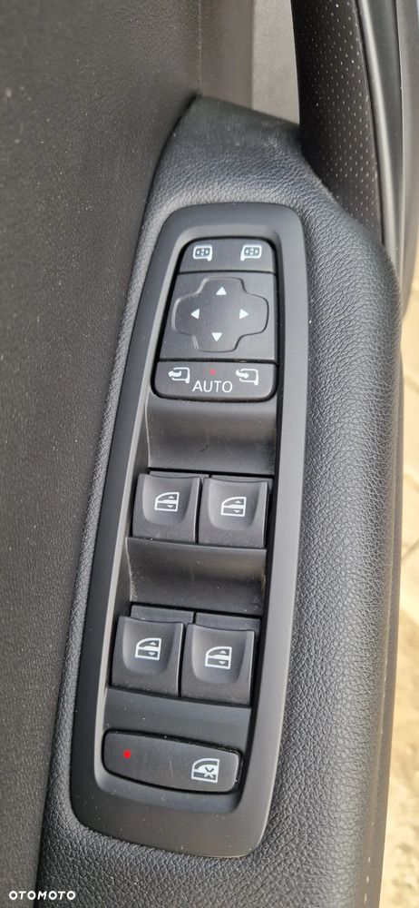 Renault Megane 1.3 TCe FAP Intens EDC - 11