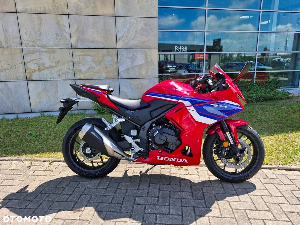 Honda CBR - 1