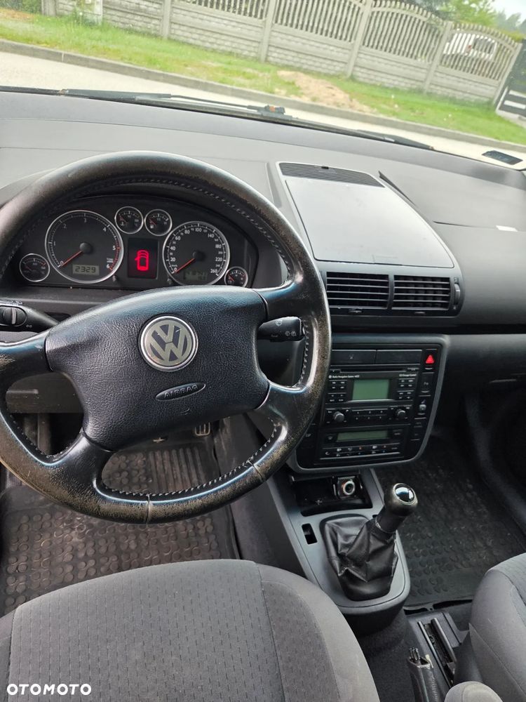 Volkswagen Sharan 2.0 TDI Highline - 9