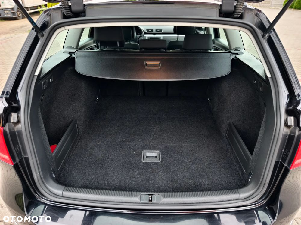Volkswagen Passat 2.0 TDI Comfortline - 22