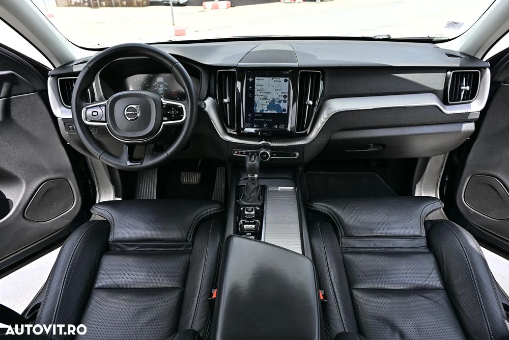 Volvo XC 60 D5 AWD Geartronic Inscription - 17