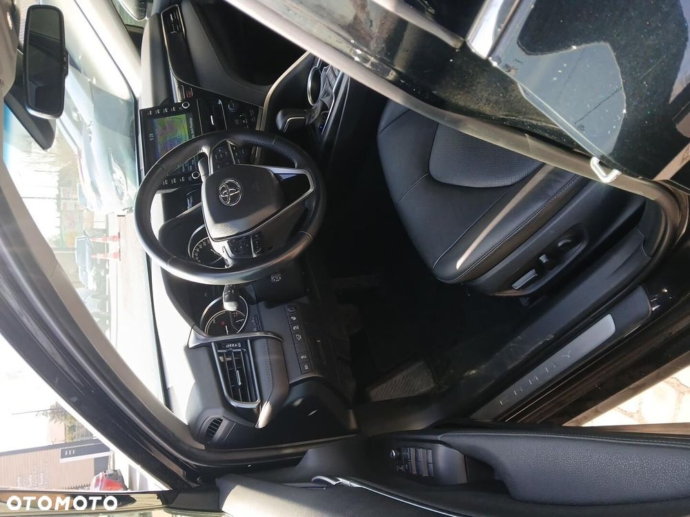 Toyota Camry 2.5 Hybrid Executive CVT - 19