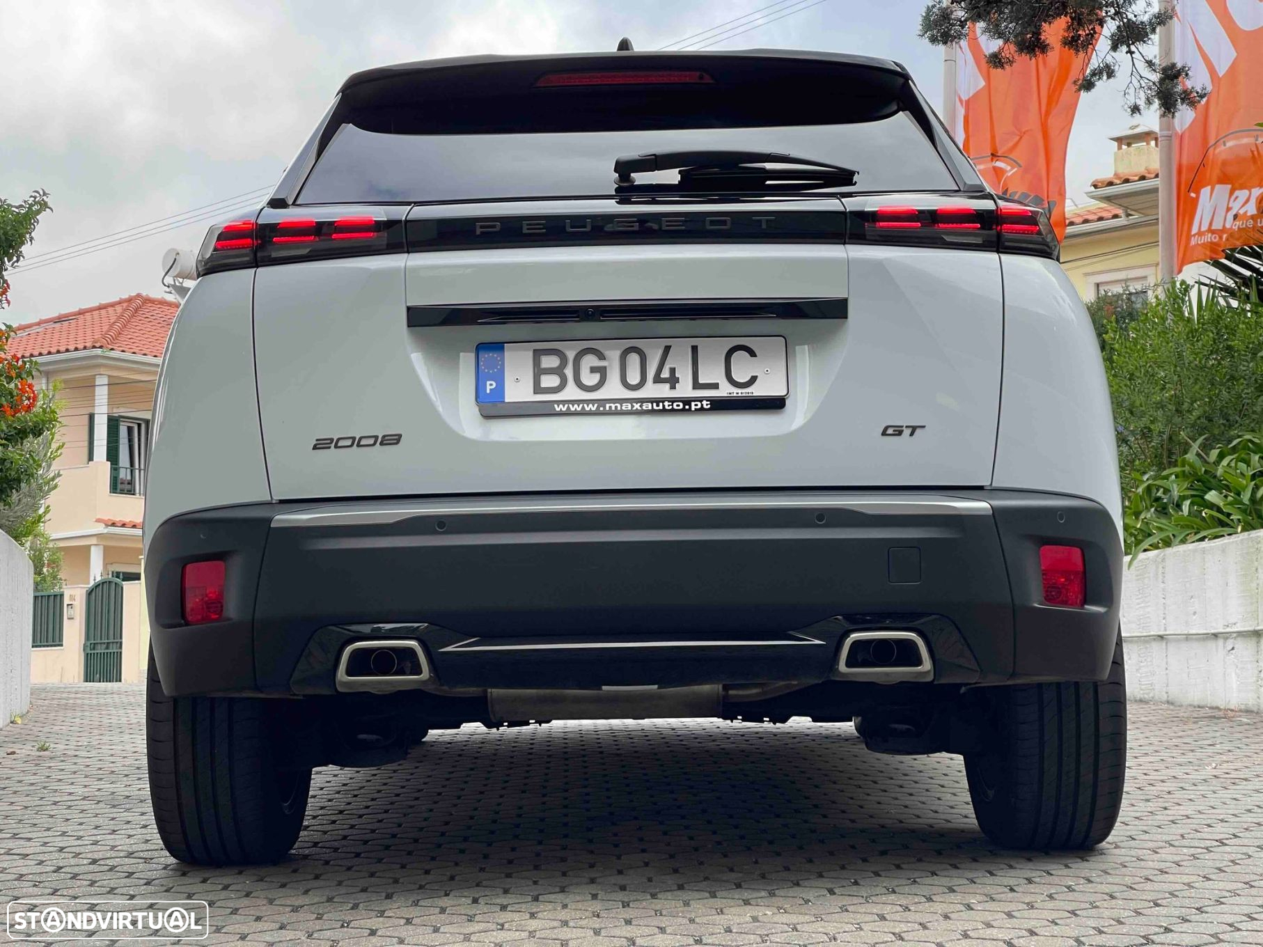 Peugeot 2008 1.2 PureTech GT EAT8 - 26