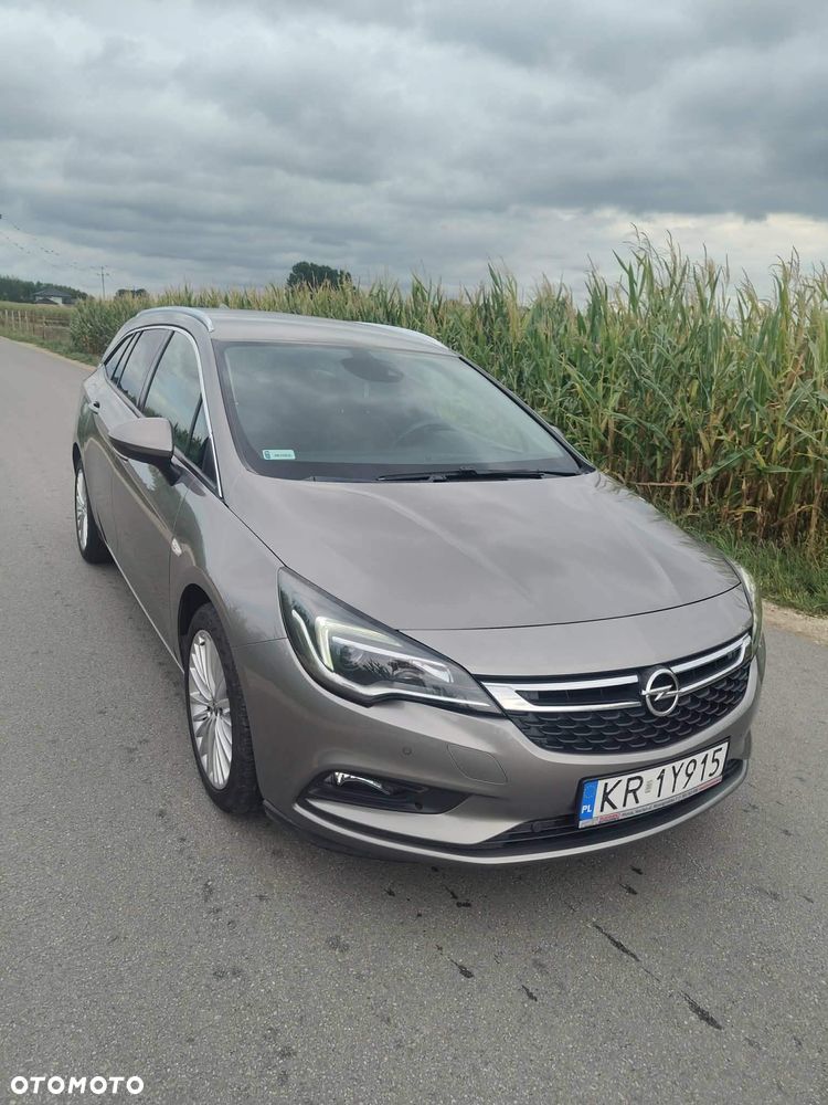 Opel Astra 1.6 CDTI Elite S&S - 2