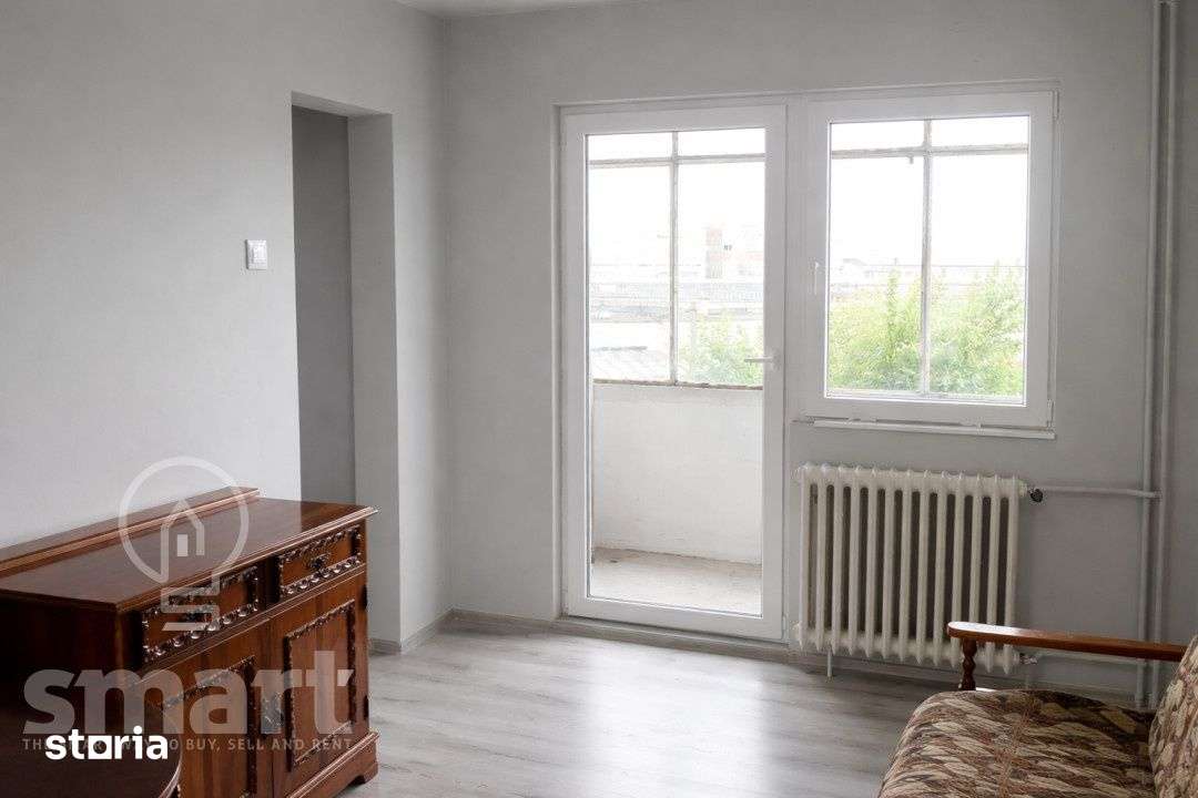 Garsoniera de vanzare 24 mp str Rasaritului cu balcon — fotografia 1