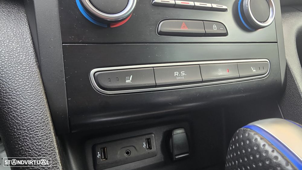 Renault Mégane 1.6 dCi GT EDC - 40