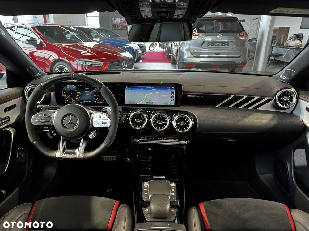 Mercedes-Benz CLA - 26