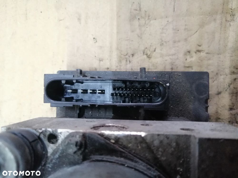 Opel Corsa D pompa hamulcowa 0265950402 13236013 plus wtyczka z wiązką - 3