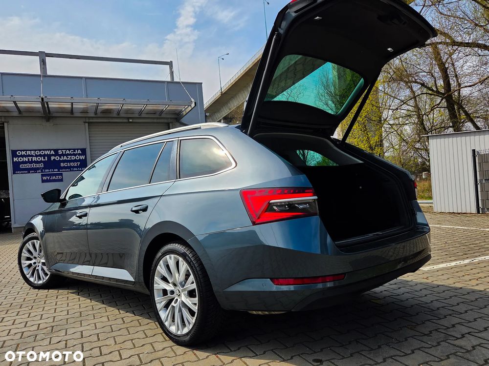 Skoda Superb 2.0 TSI Style DSG - 28