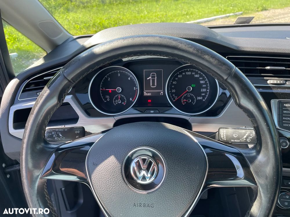 Volkswagen Touran 2.0 TDI SCR (BlueMotion Technology) DSG Comfortline - 8