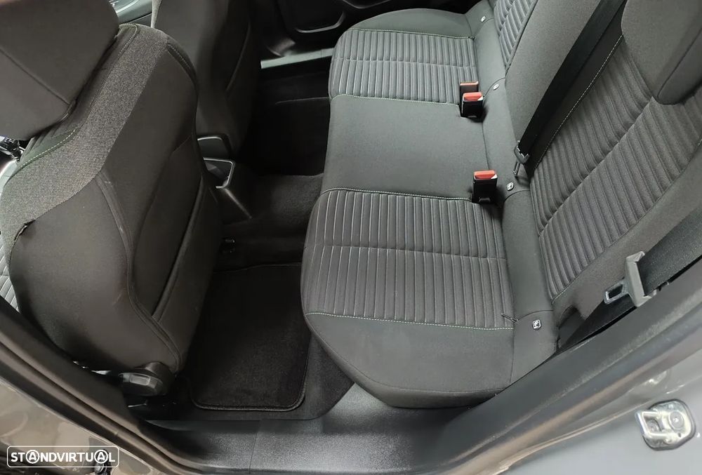 Peugeot 2008 1.2 PureTech Active Pack - 15