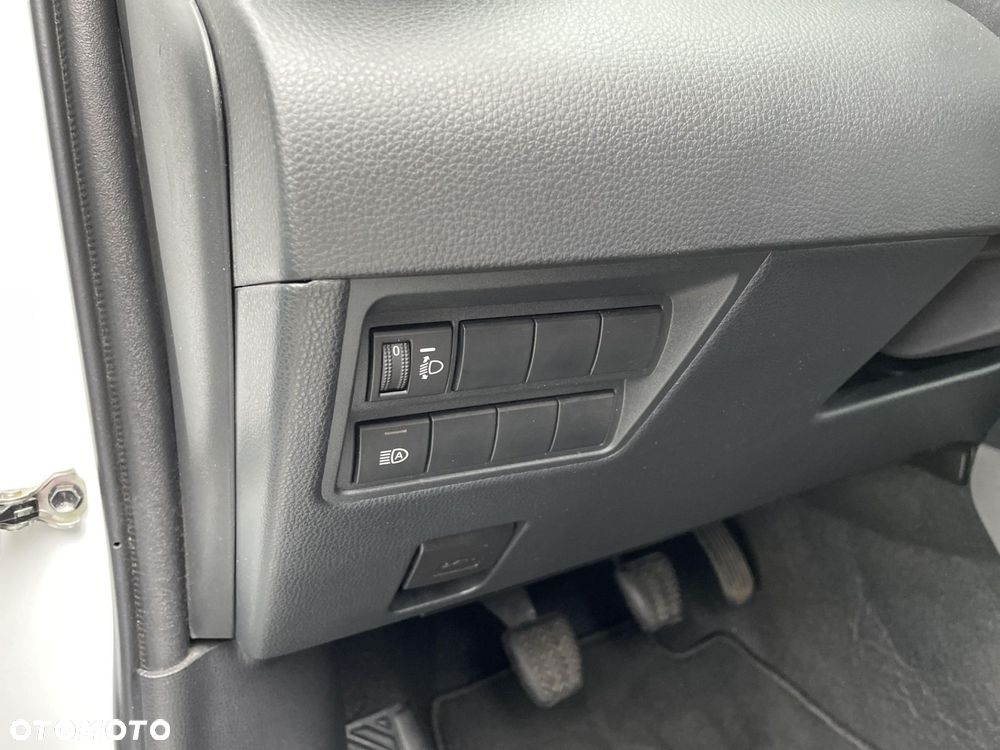 Toyota Yaris - 17