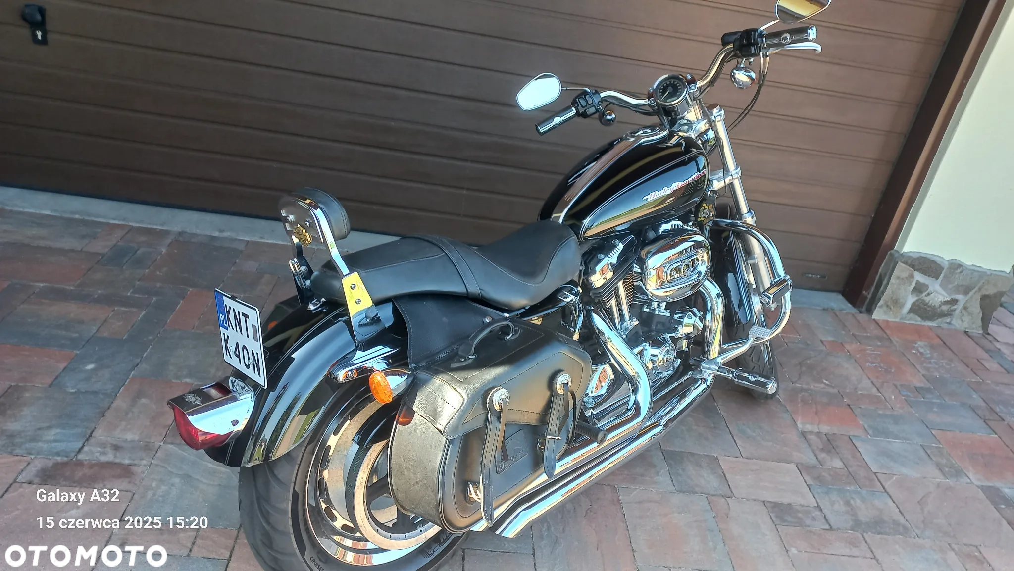 Harley-Davidson Sportster Custom 1200C - 4