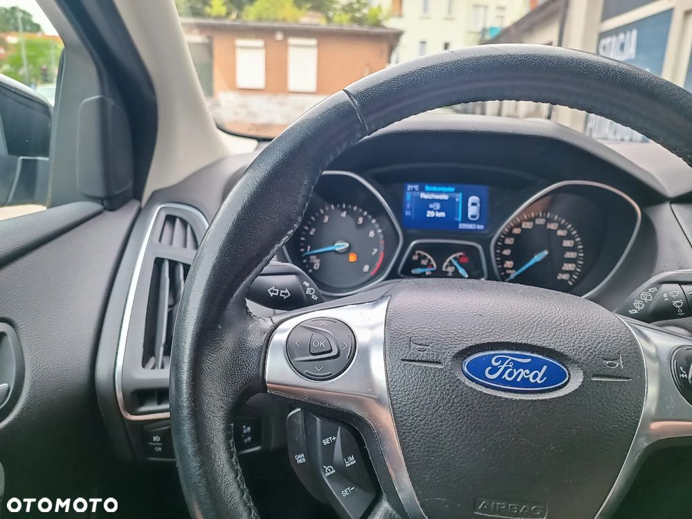 Ford Focus 1.6 EcoBoost Titanium - 16