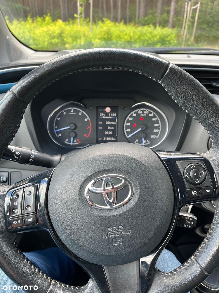 Toyota Yaris - 6