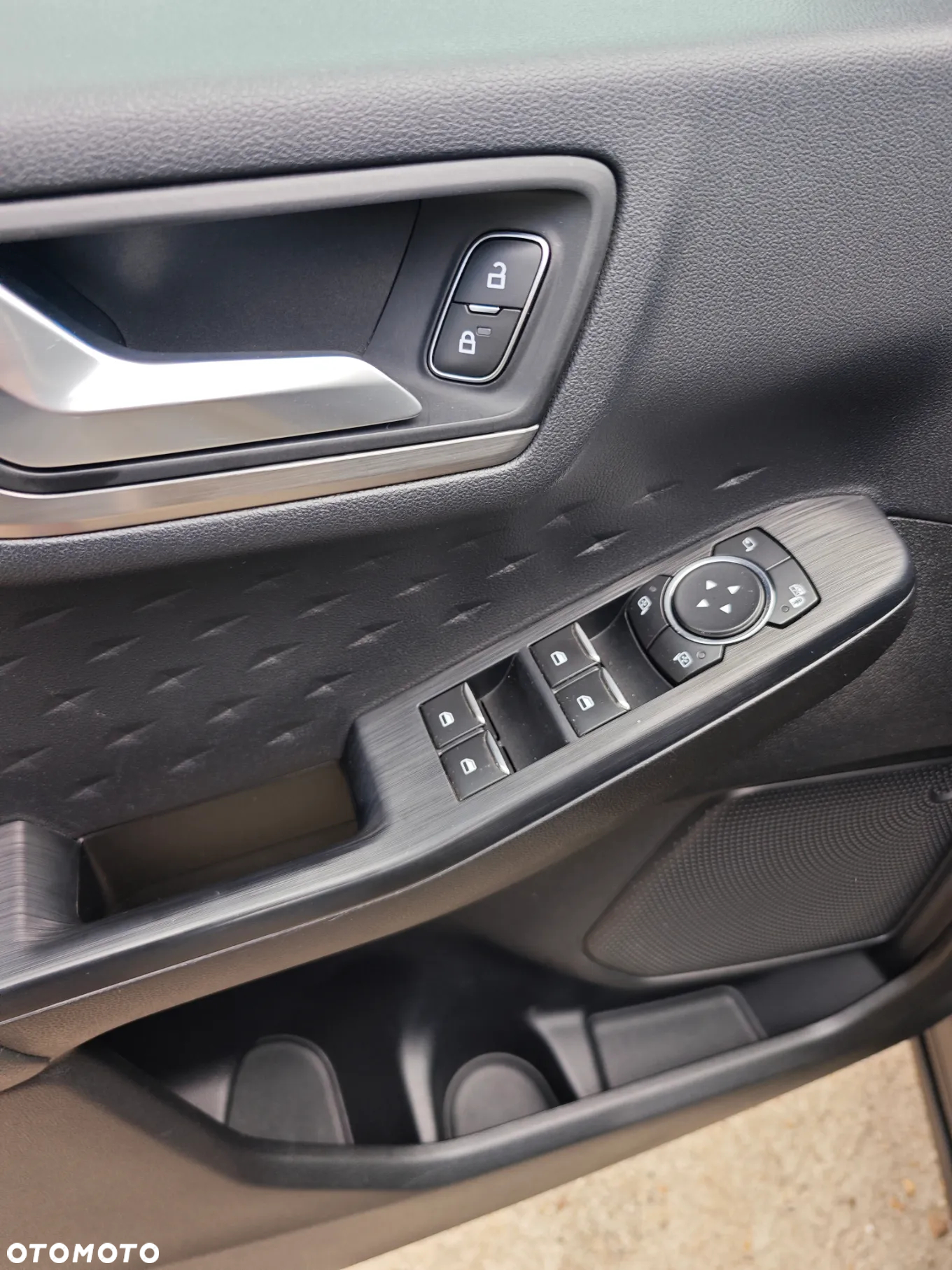 Ford Kuga 1.5 EcoBlue TITANIUM - 15