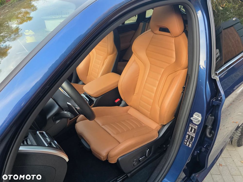 BMW X4 xM40i mHEV - 18