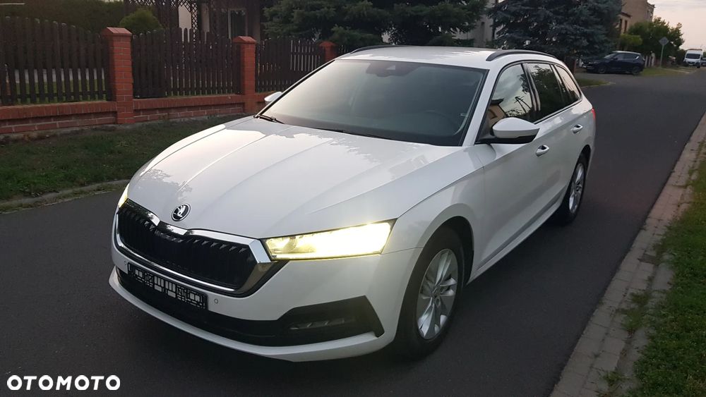 Skoda Octavia 2.0 TDI Edition Plus - 35
