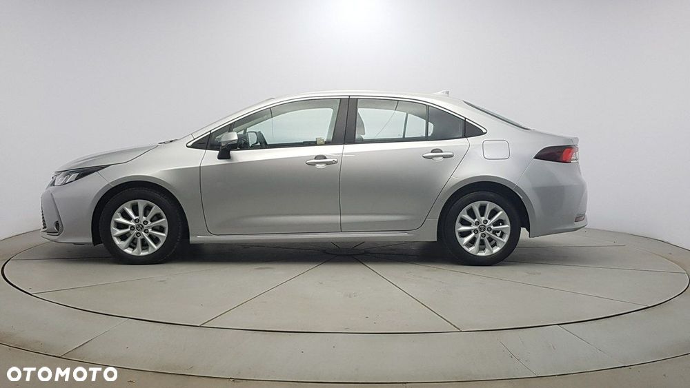 Toyota Corolla - 4