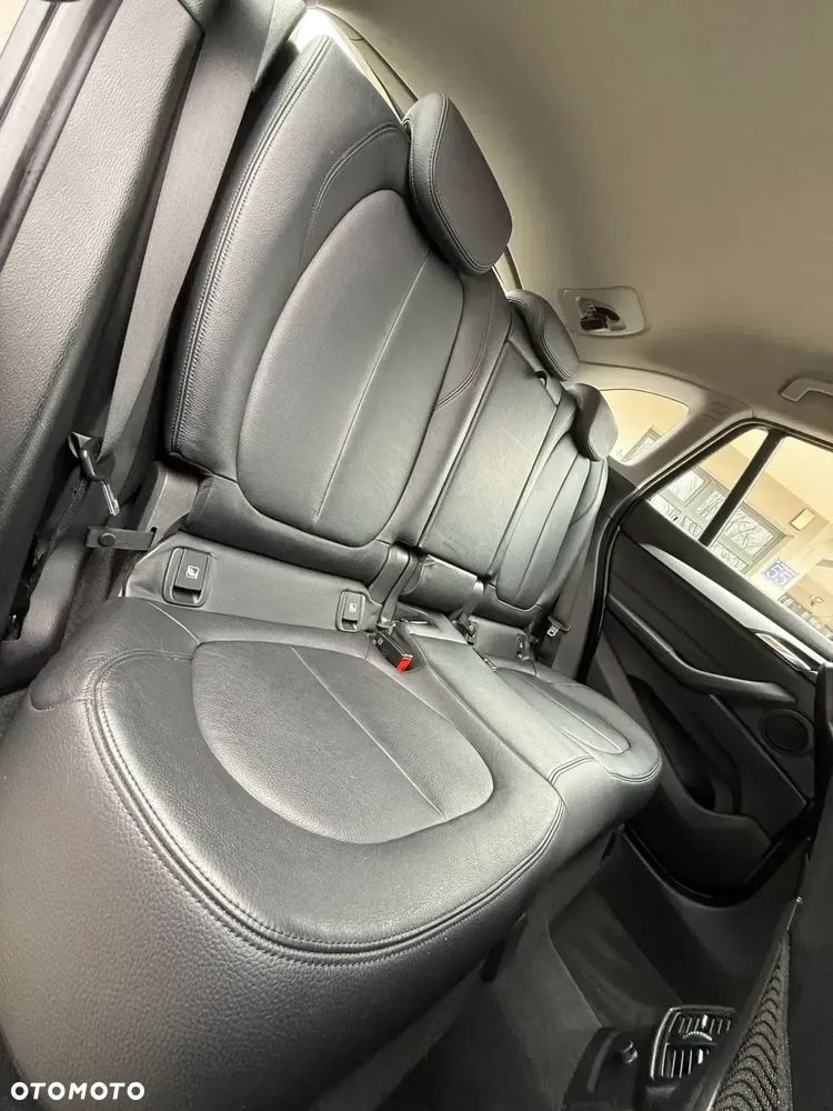 BMW X1 xDrive20d xLine sport - 22