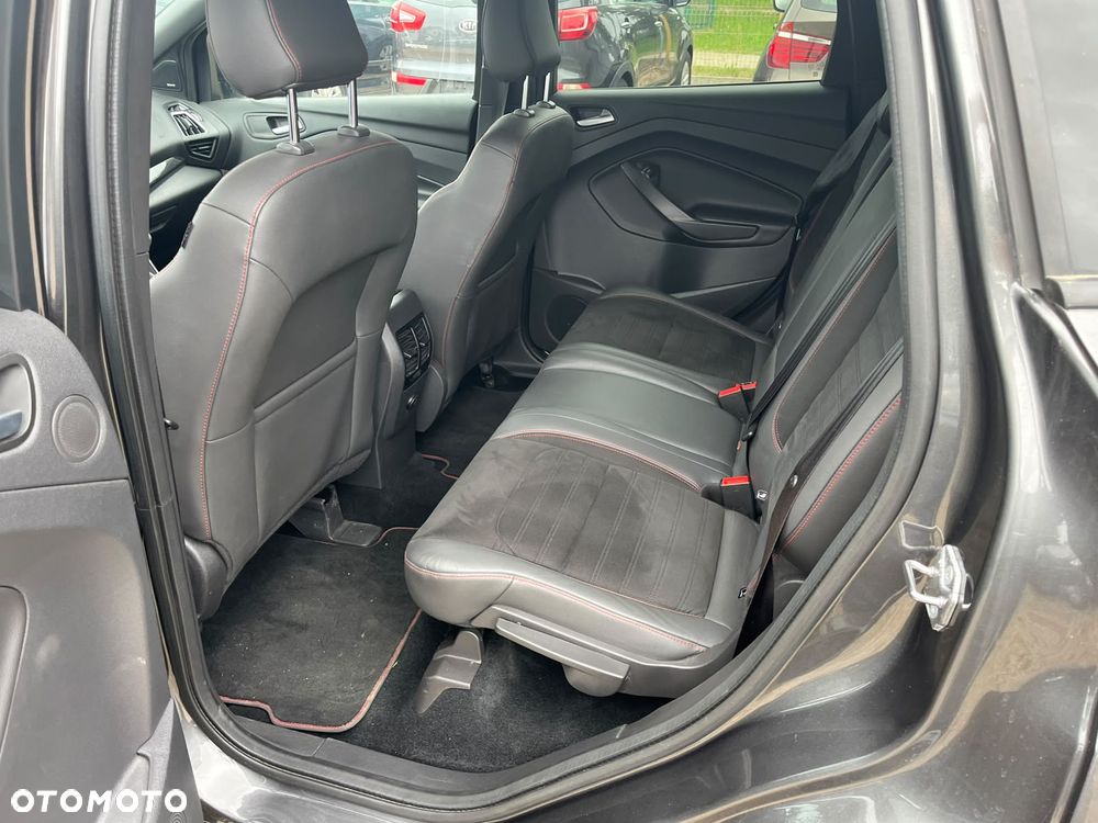 Ford Kuga 2.0 TDCi AWD ST-Line - 17