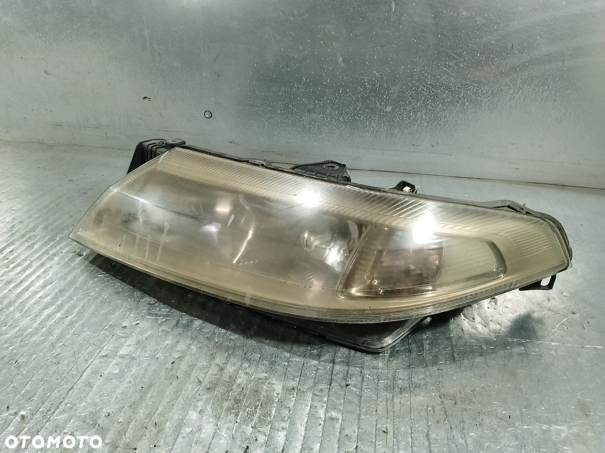 LAMPA PRZÓD LEWA XENON RENAULT LAGUNA II 8200163323 89006908 - 9
