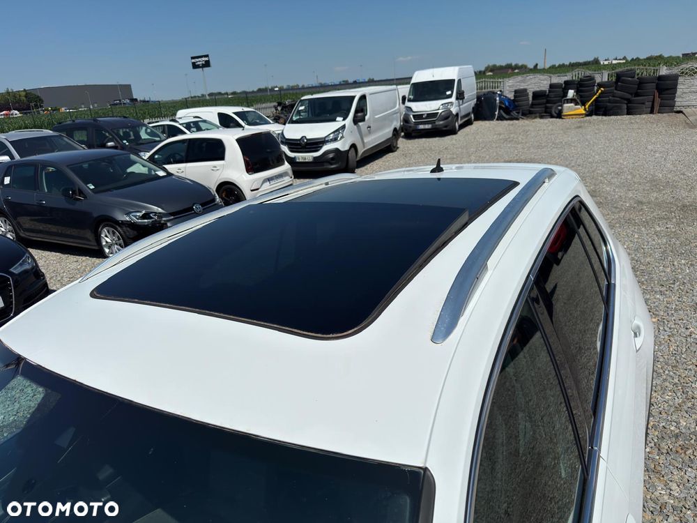 Volkswagen Tiguan 2.0 TDI SCR 4MotION DSG R-Line - 8