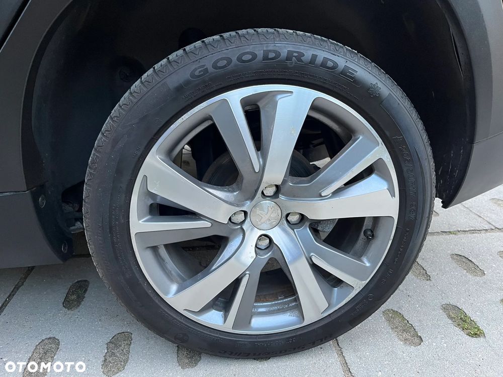 Peugeot 2008 BlueHDi FAP 120 STOP & START GT-Line Edition - 26