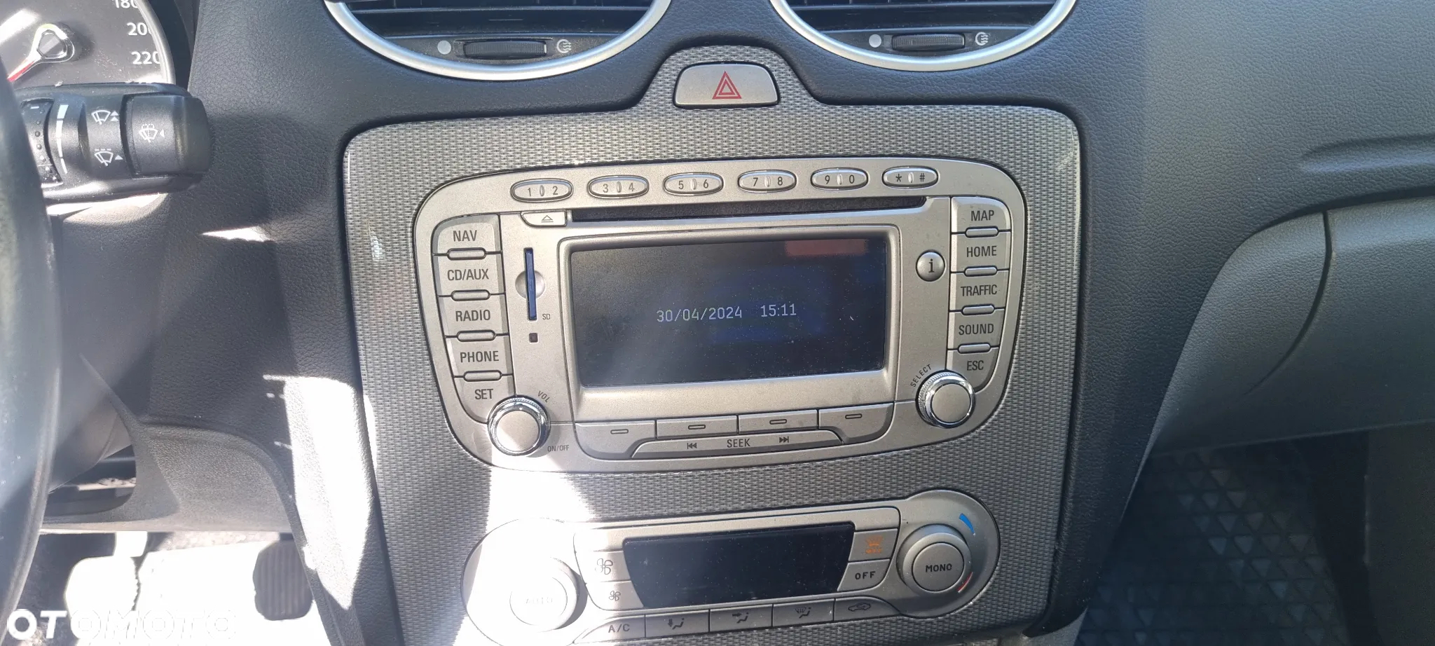 Ford Focus 1.6 TDCi DPF Titanium - 12