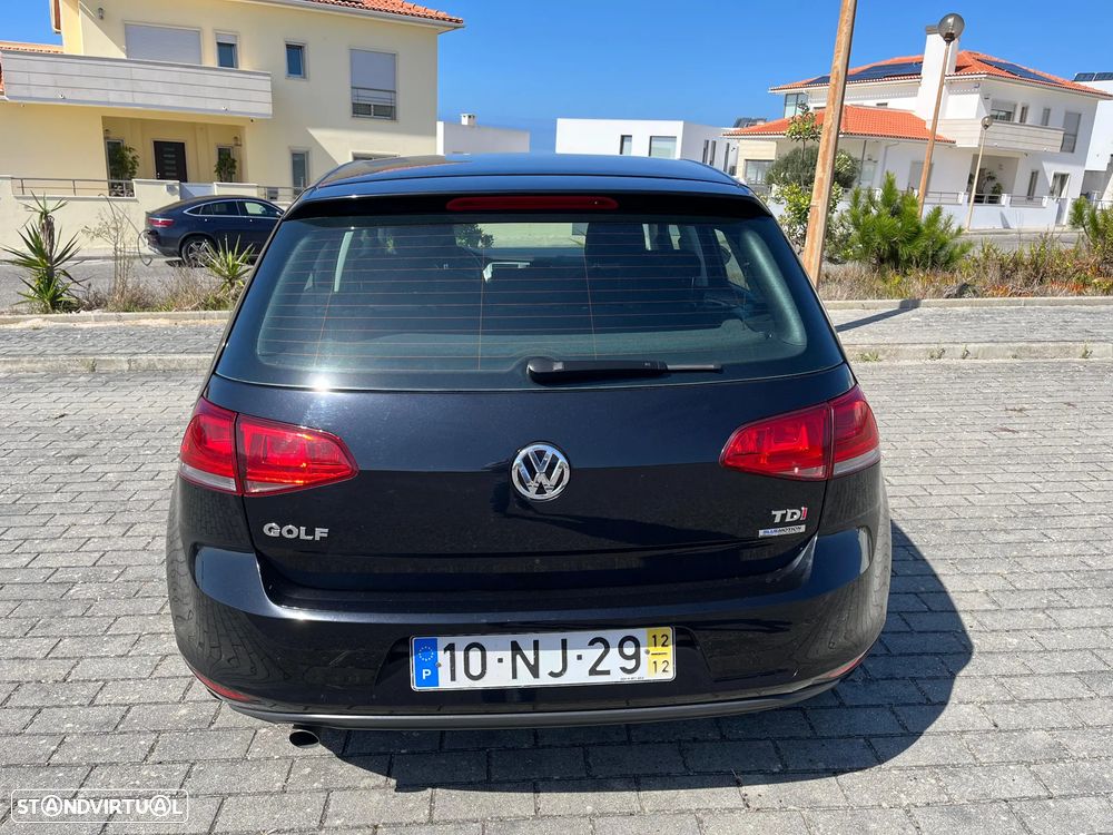 VW Golf 1.6 TDi Trendline BlueMotion - 3