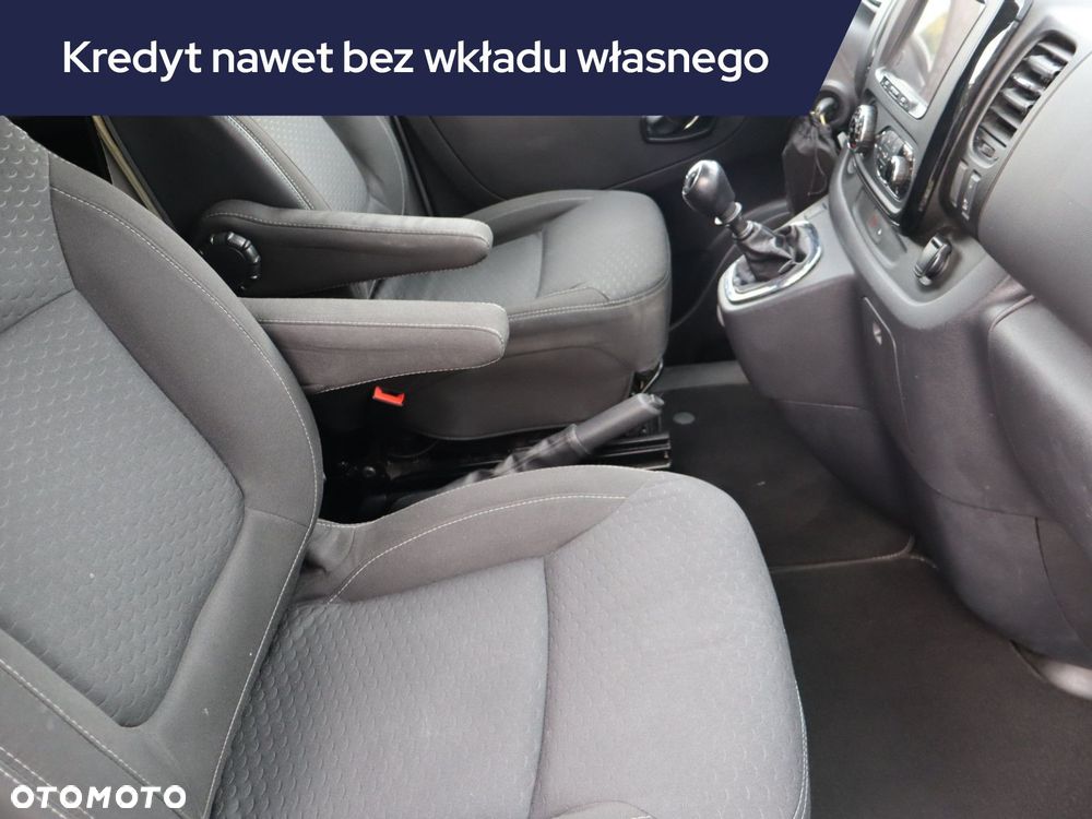 Opel Vivaro - 11