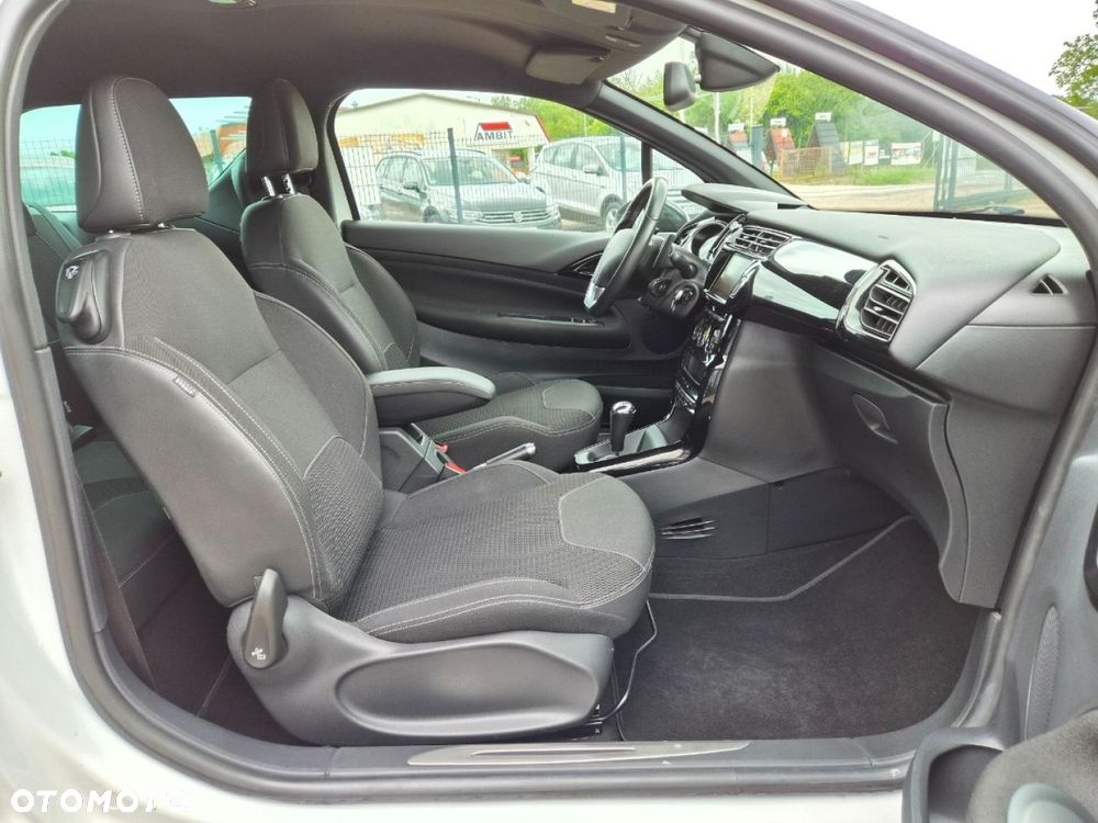 Citroën DS3 PureTech 82 Stop & Start ETG SoChic - 17