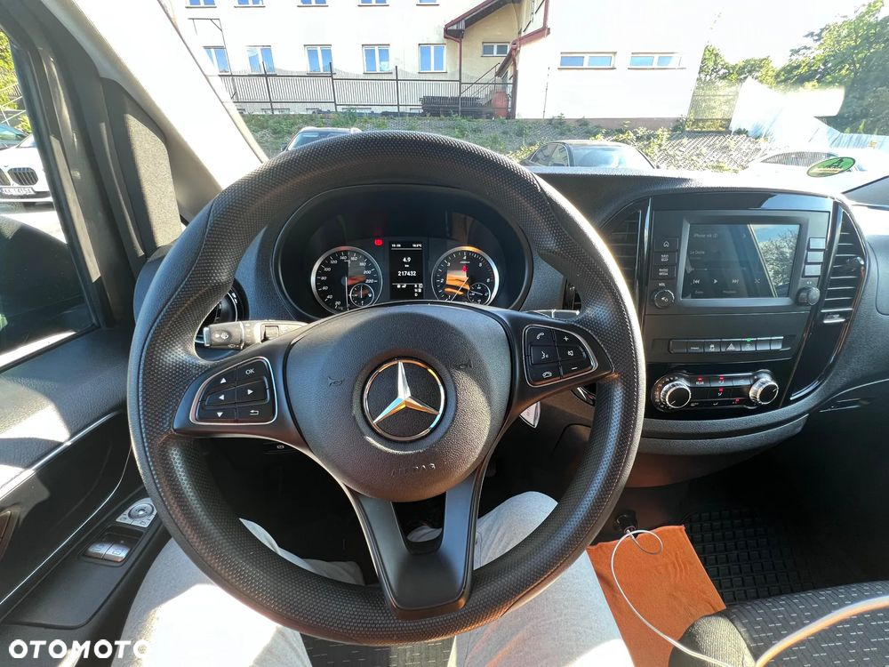 Mercedes-Benz Vito - 20