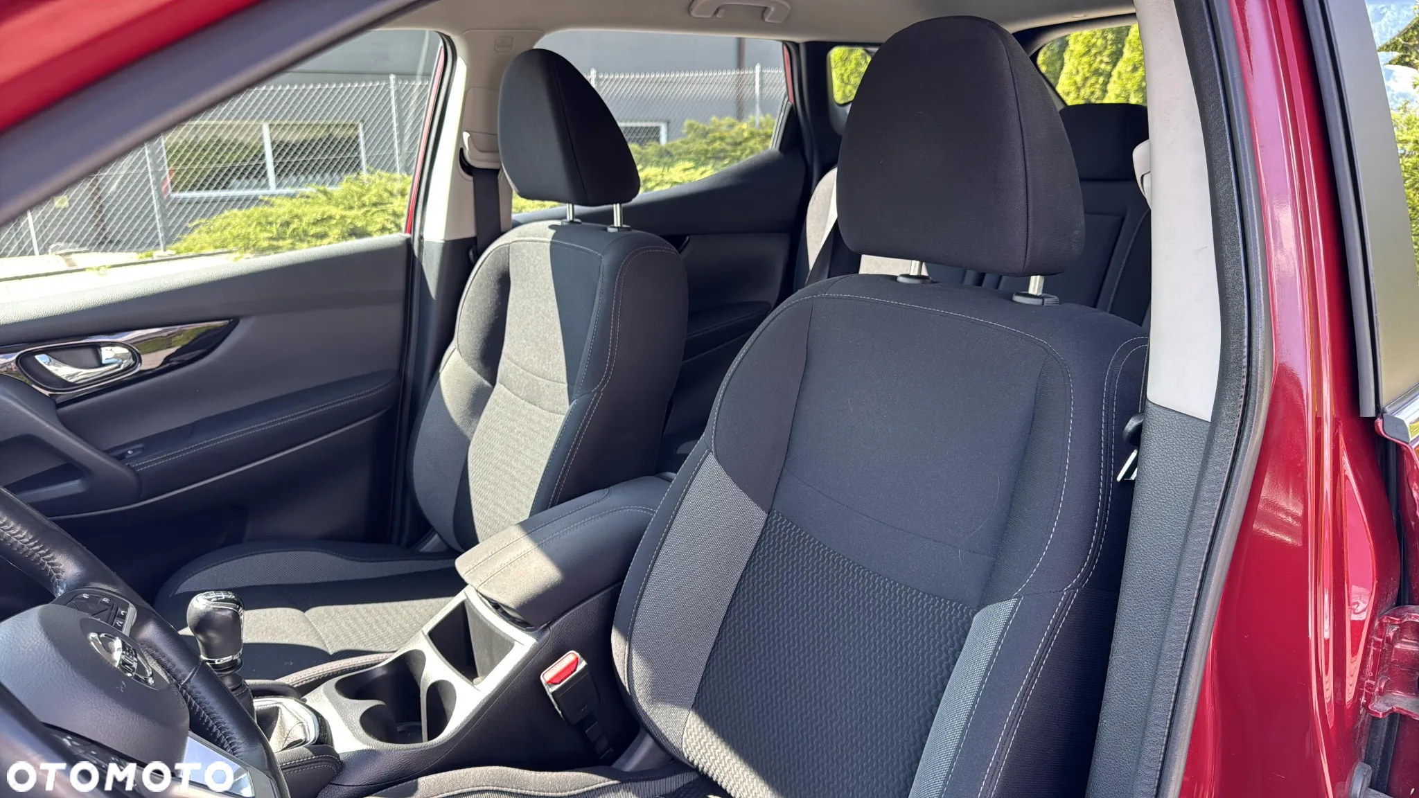 Nissan Qashqai 1.2 DIG-T Acenta EU6 - 12