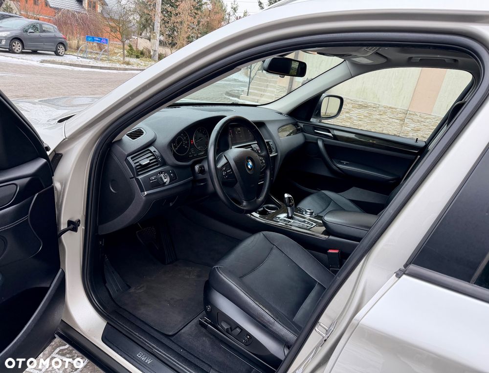 BMW X3 xDrive28i Sport-Aut M Sport - 17