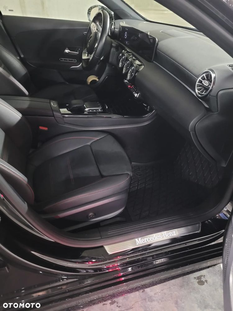 Mercedes-Benz Klasa A 200 Edycja specjalna 7G-DCT - 12