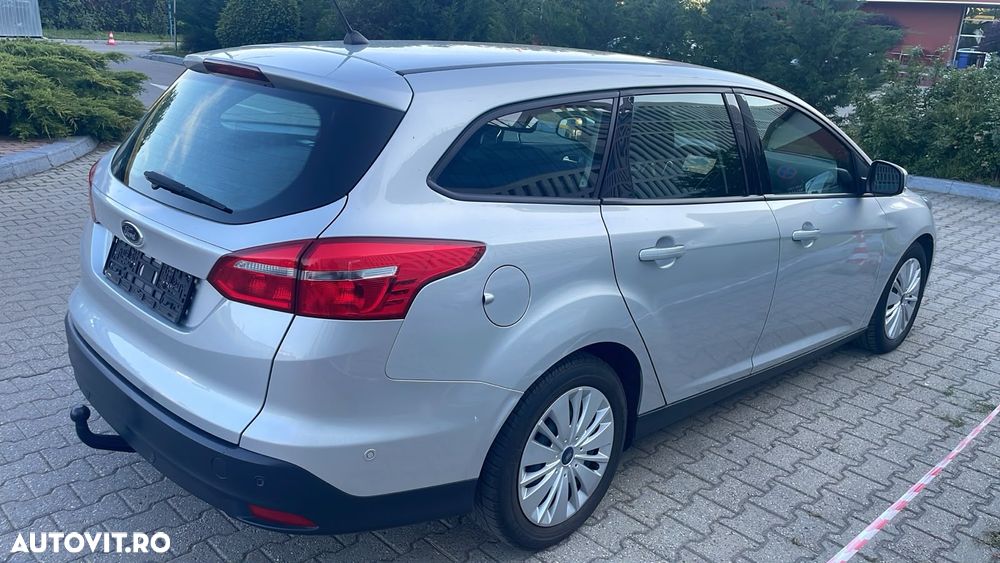 Ford Focus - 4