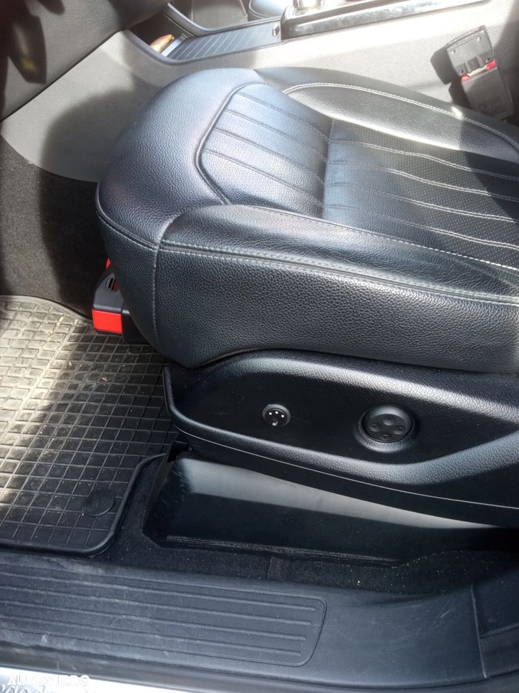 Mercedes-Benz GLE 250 d 4MATIC - 12