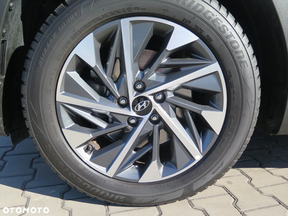 Hyundai Tucson - 12