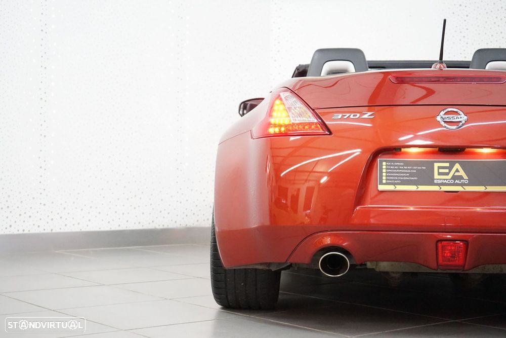 Nissan 370 Z Roadster Pack - 12