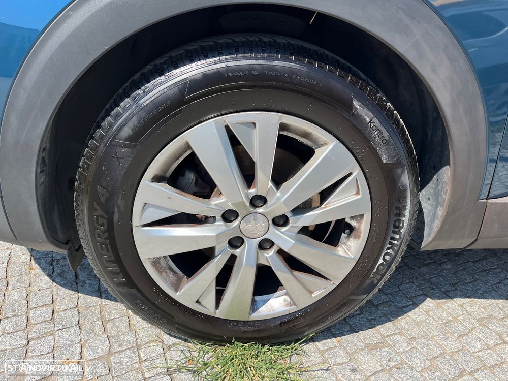 Peugeot 3008 1.5 BlueHDi Allure Pack - 19