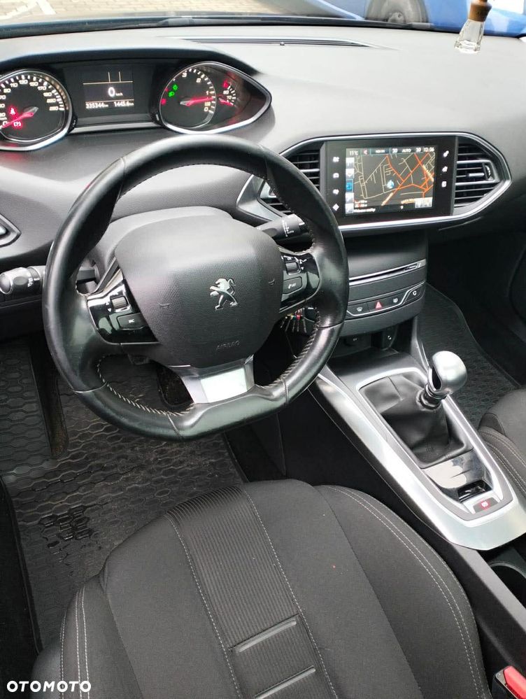 Peugeot 308 2.0 Blue HDi Allure S&S - 6