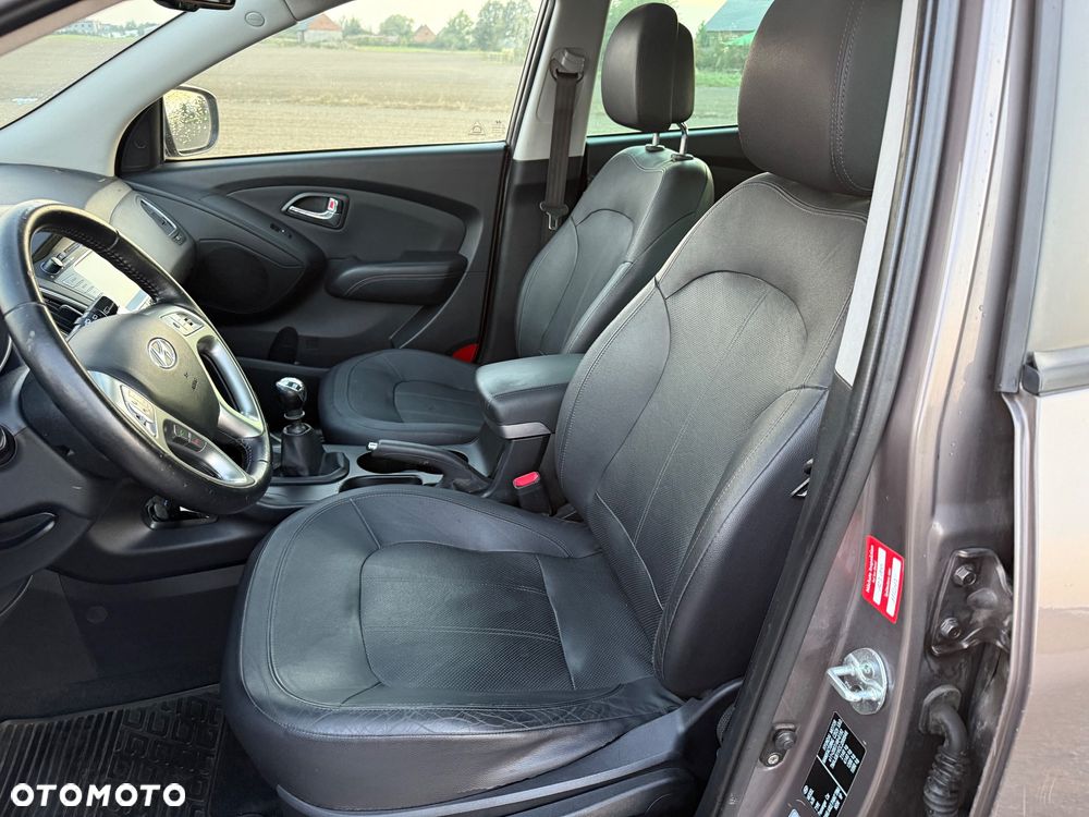 Hyundai ix35 2.0 CRDi 4WD Premium - 16