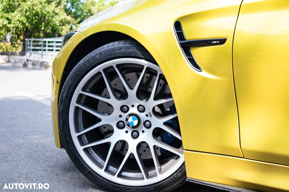 BMW M4 CS - 11