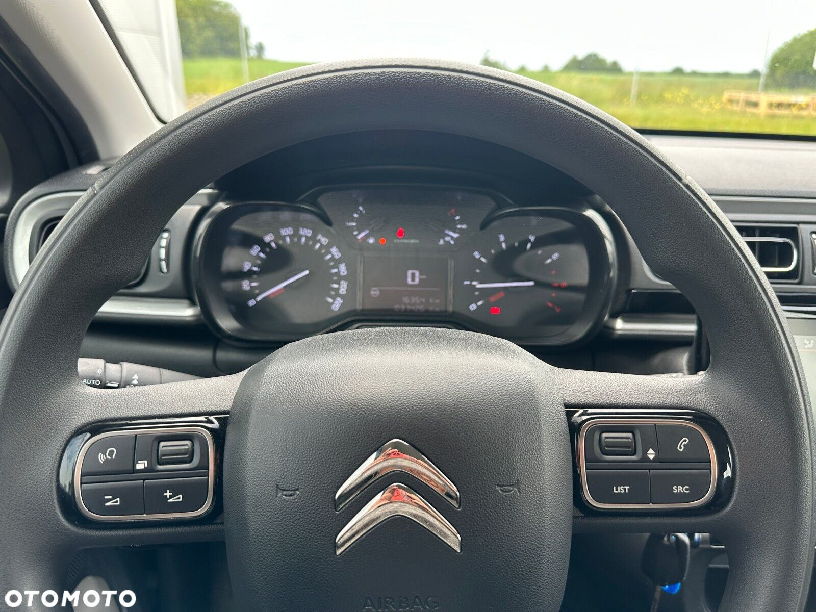 Citroën C3 1.2 PureTech Shine - 22